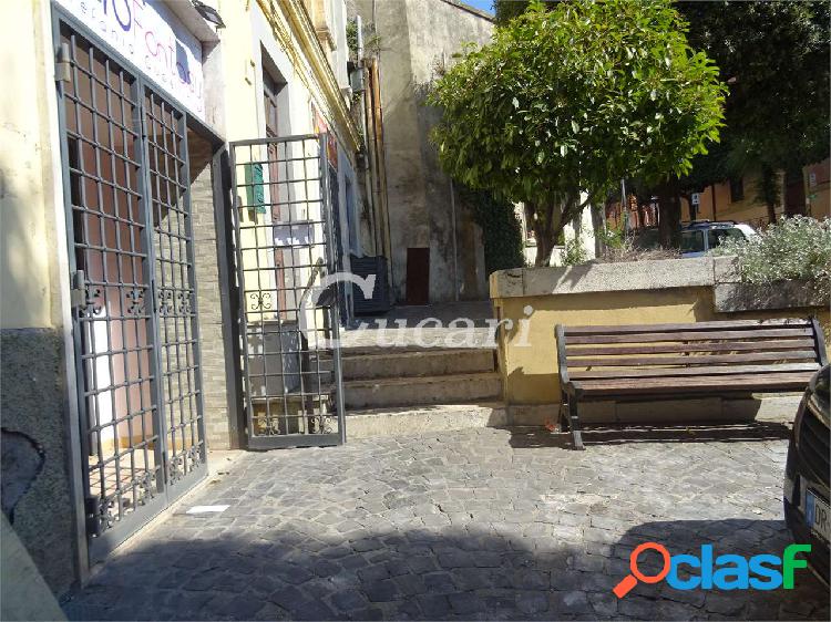 vlmp1 ottimo investimento locale su via roma